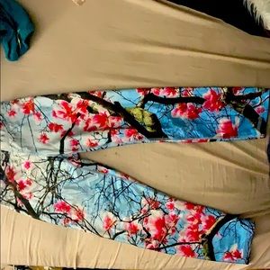 Zara Terez cherry blossom size small leggings